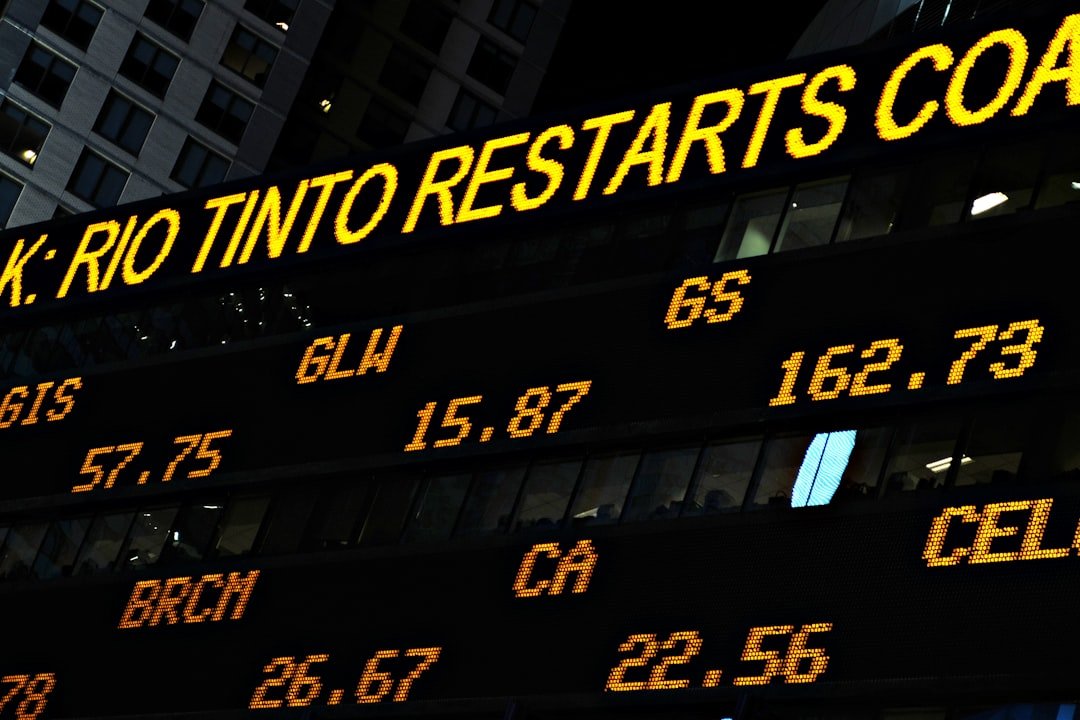 Retail Investors Missed the March Dip: What Tom Lee Expects Next
