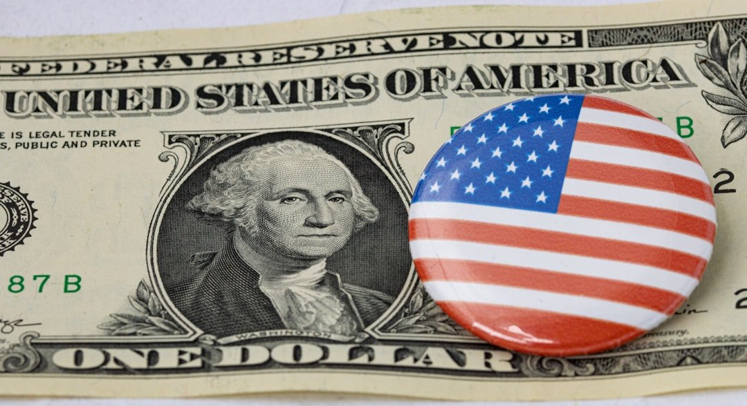 AUD/USD Holds Above 0.7200: A Bullish Outlook with 0.84% Weekly Gain