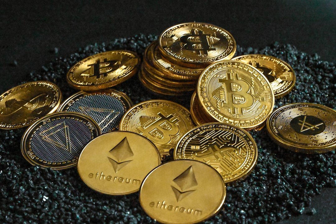 5 Crypto Portfolio Diversification Strategies for Varying Risk Profiles