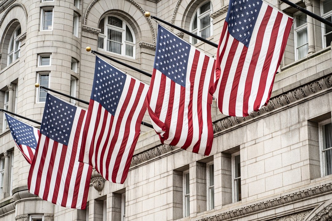 U.S. Stock Futures Surge 2% as Oil Prices Drop Amid Trump’s Iran Peace Deal Announcement