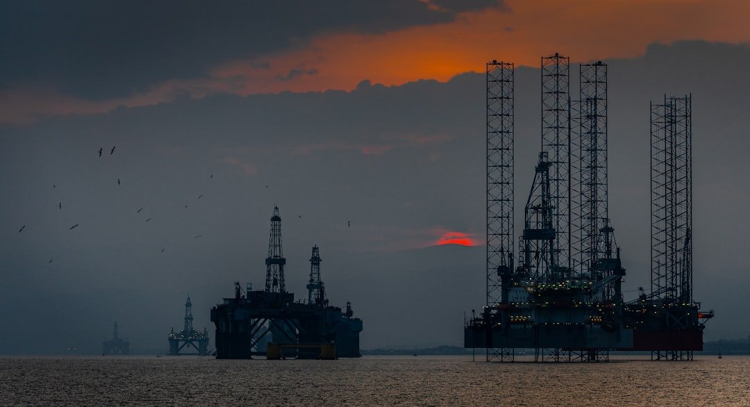 Brent Crude Dips Below $80: Analyzing the Market's Reaction to Geopolitical Tensions