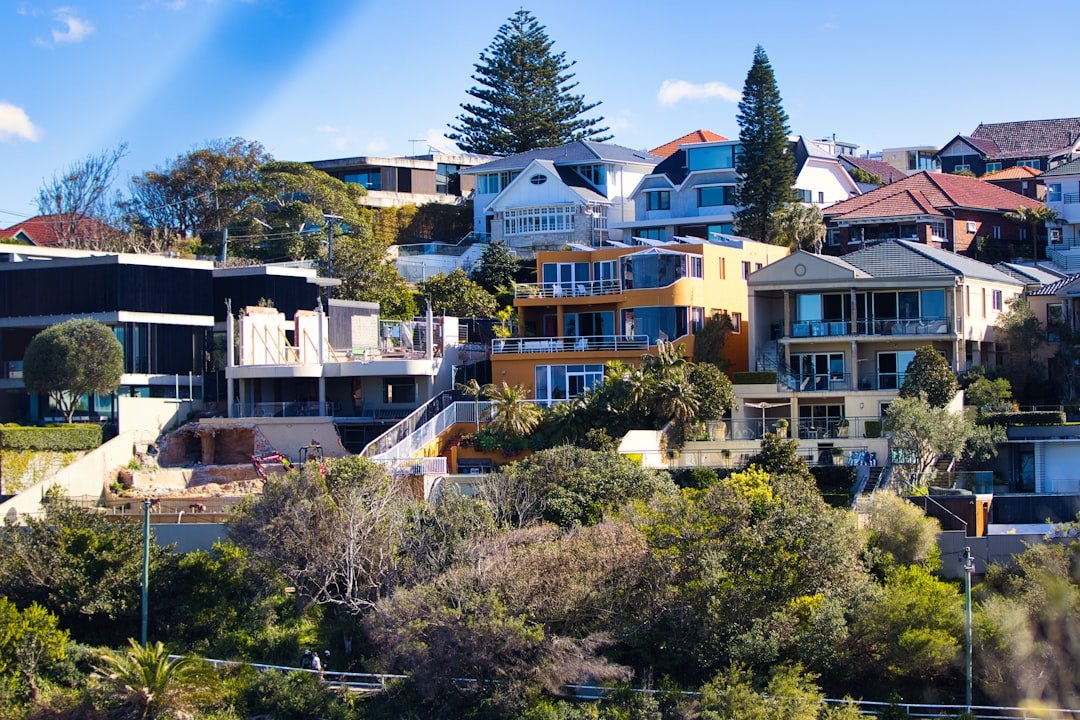 Navigating Real Estate Commissions: What Home Sellers Can Expect in 2023