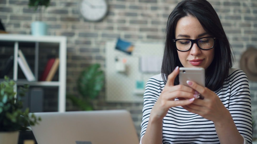 ChatGPT's New Apple Messages Integration: Automate Your Texting