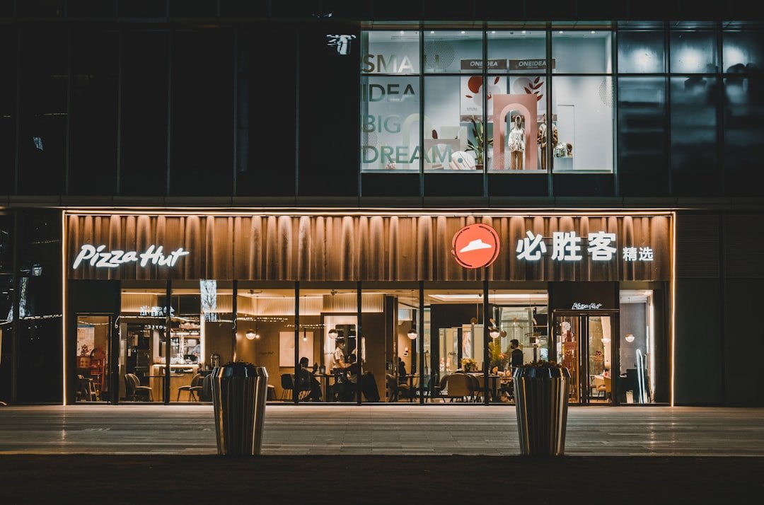 Pizza Hut Considers Sale as Sales Decline by 12% in Q3 2023